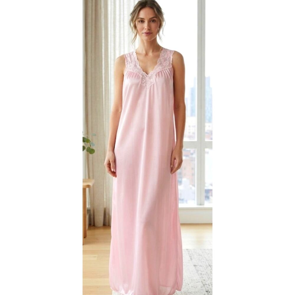 Vintage Vassarette floor length chemise
